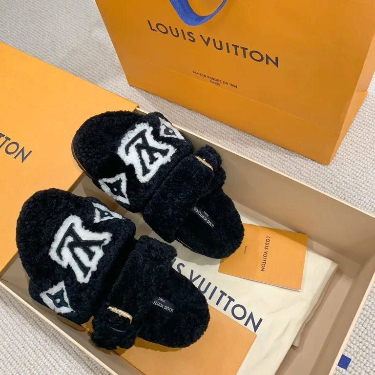 Louis Vuitton Shoe 